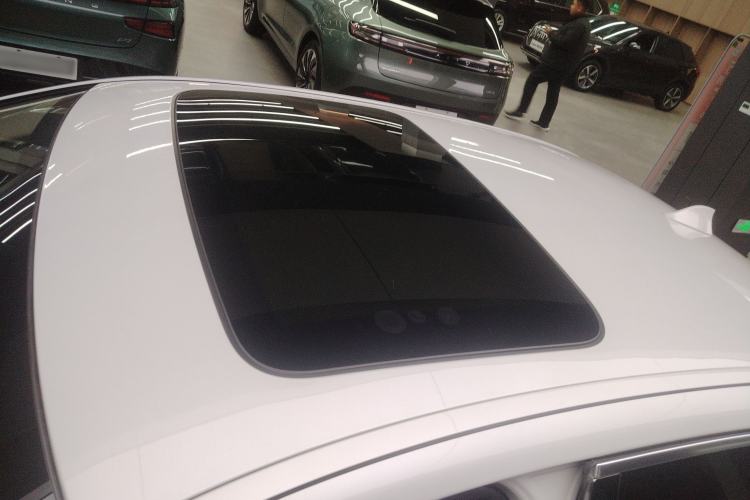 Used BMW 5 Series 2014 525Li Luxury Design Package
