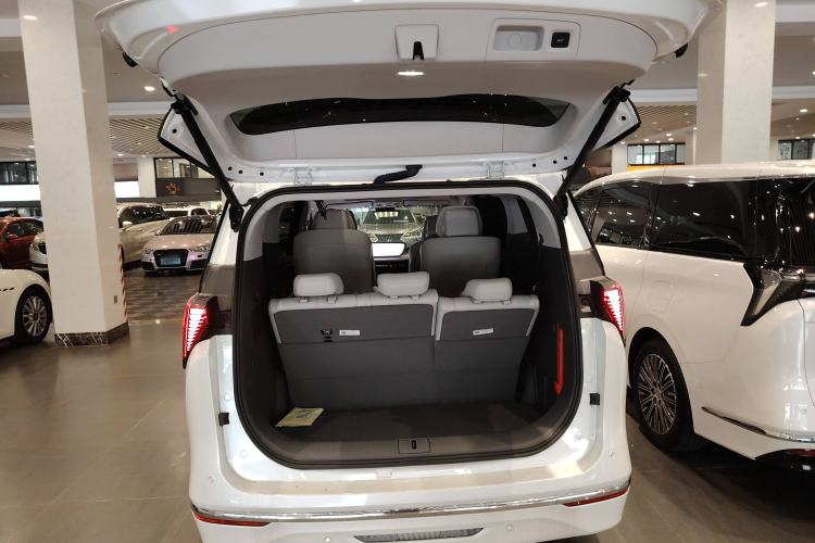 Used Buick GL8 2025 Lu Zun Deluxe Edition