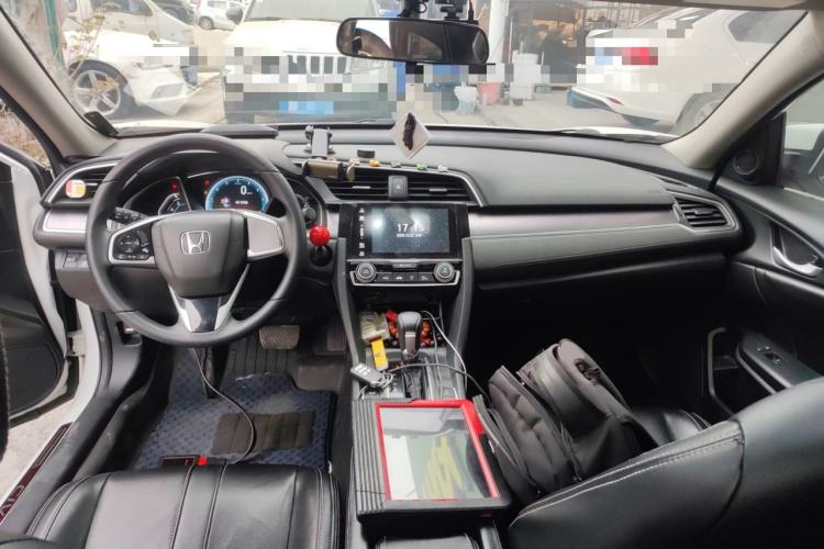 Used Honda Civic 2016 220TURBO CVT Luxury Edition
