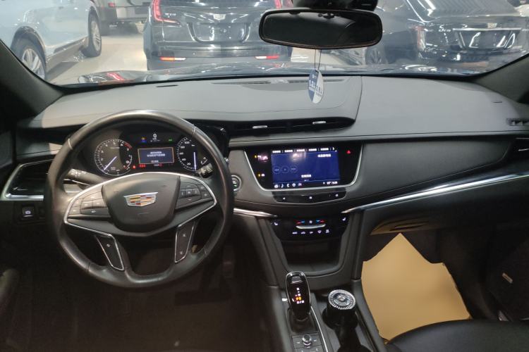 Used Cadillac XT5 2021 2.0T Two-Wheel Drive Luxury Version
