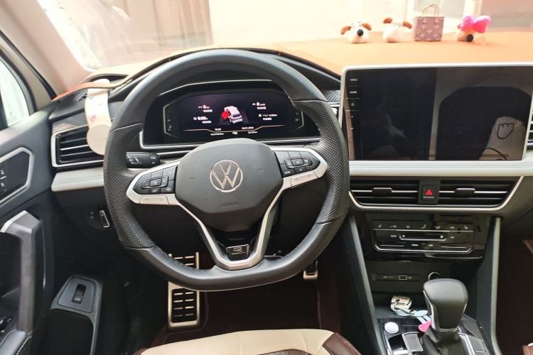 Used Volkswagen Tiguan L 2024 330TSI Automatic Two-Wheel Drive R-Line Enhanced Edition