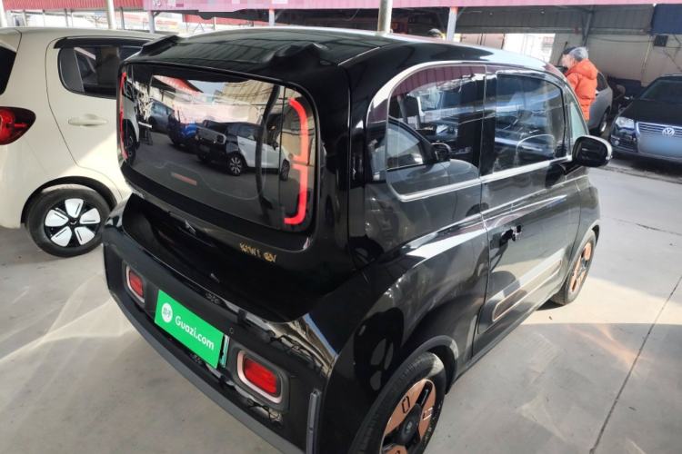 Used Baojun KiWi EV 2022 Artist Lite Edition Lithium Iron Phosphate
