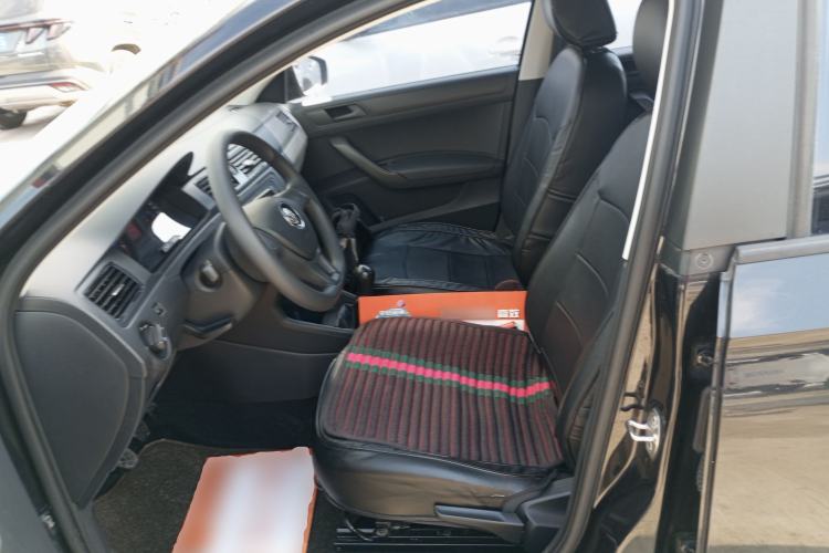 Used Volkswagen Santana 2016 1.6L Manual Fashion Edition