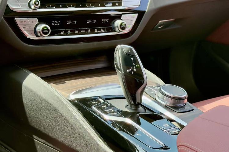 Used BMW 5 Series 2023 530Li Leading Edition Luxury Package
