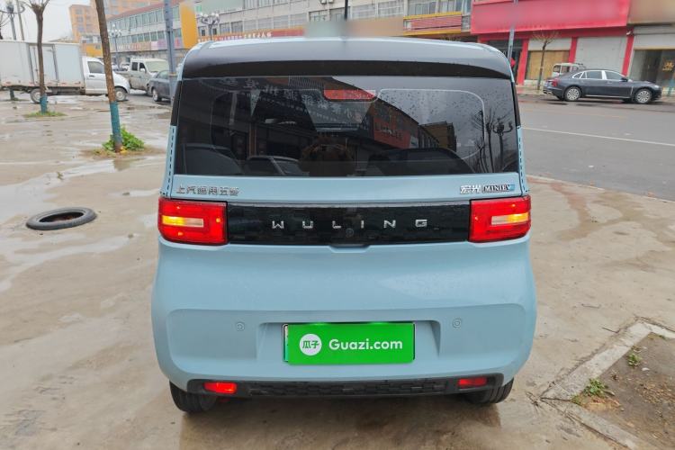 Used Wuling Hongguang MINIEV 2022 Easy Version Lithium Iron Phosphate
