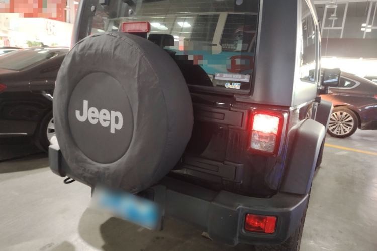 Used  Wrangler 2017 3.6L Rubicon Two-Door Comfort Edition
