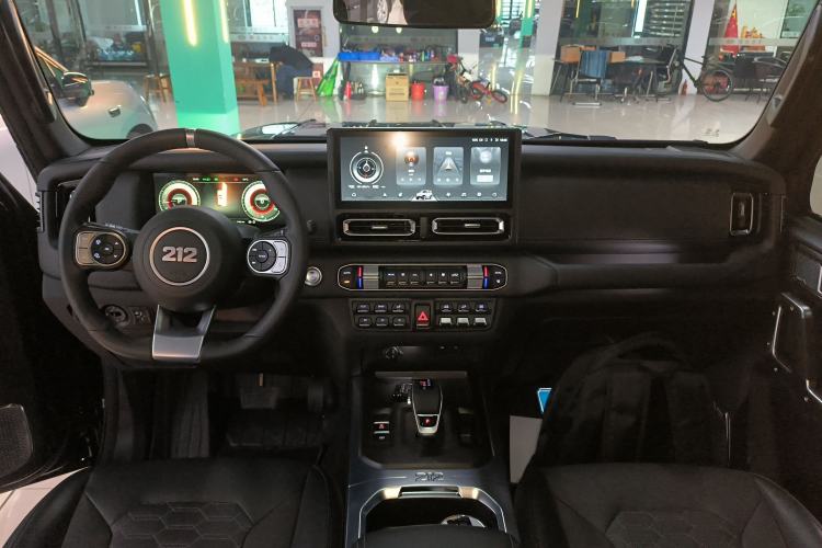 Used  T01 2024 2.0T Explorer
