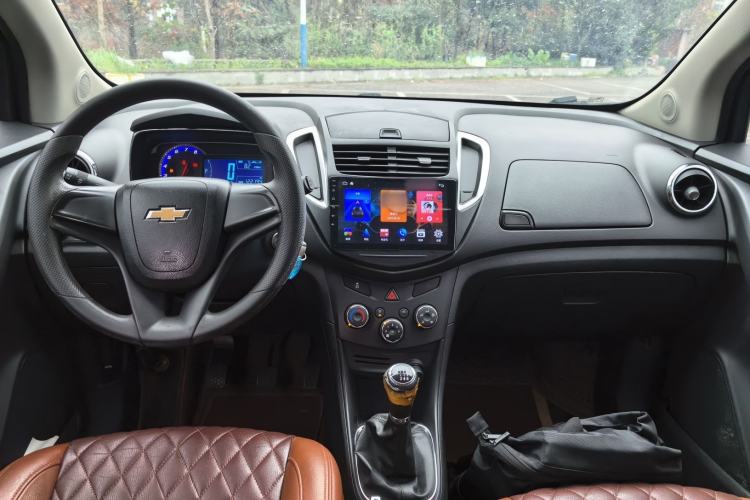 Used Chevrolet Trax 2016 1.4T Manual Two-Wheel Drive Comfort Version with Sunroof
