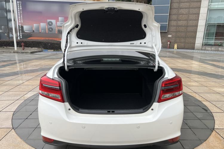 Used Toyota YARiS L 2020 1.5L CVT Leading Edition
