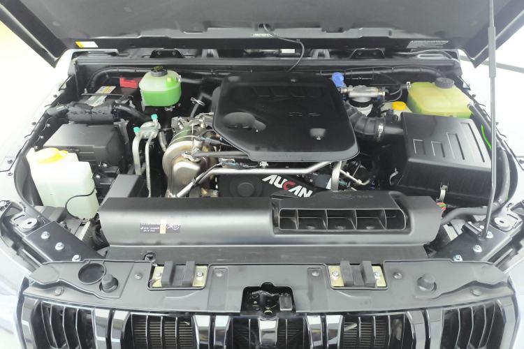 Used Beijing Auto BJ40 2023 2.0D Automatic Four-Wheel Drive Blade Hero Edition Adventurer Type
