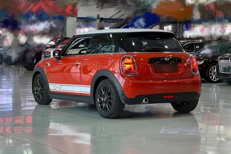 Used  MINI 2021 1.5T COOPER Classic Edition
