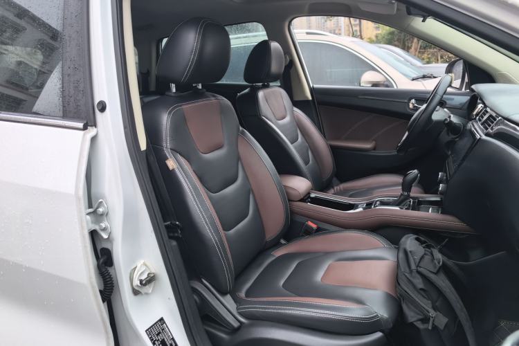 Used Dongfeng Fengon 580 2017 Revised Version 1.5T CVT Luxury Edition
