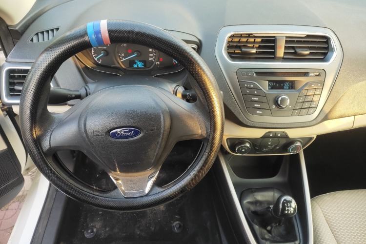 Used Ford Escort 2015 1.5L Manual Comfort Model
