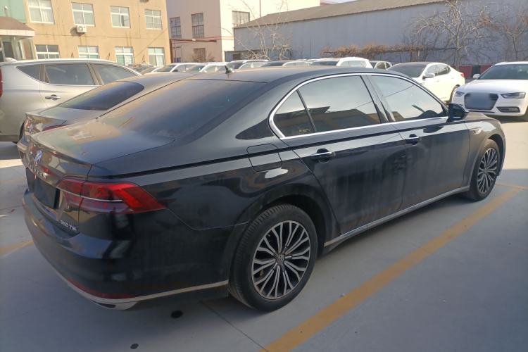 Used Volkswagen Phideon 2019 380TSI Two-Wheel Drive Business Edition China VI Standard
