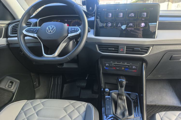 Used Volkswagen Tayron 2023 280TSI Two-Wheel-Drive Luxury Plus Advanced Version
