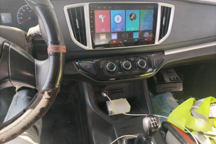 Used FORTHING Lingzhi 2023 V3 1.6L Base Model 2 Seats
