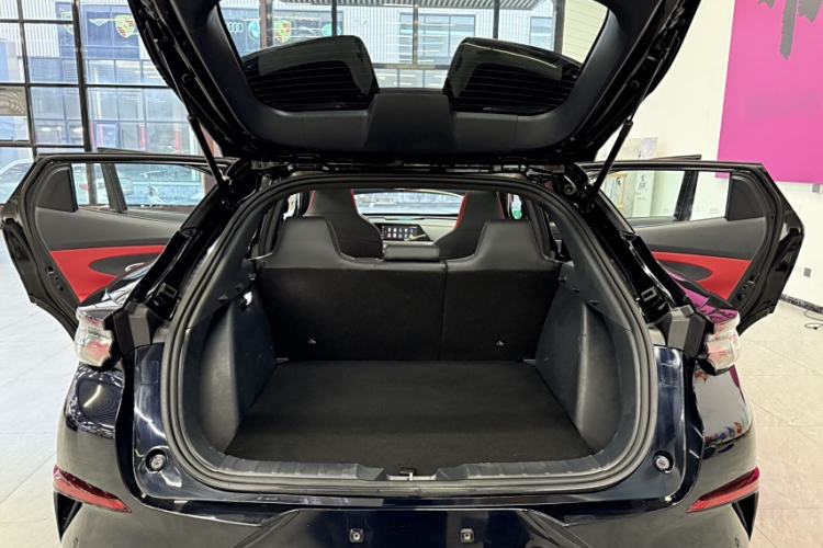 Used Changan UNI-T 2020 1.5T Prestige Version
