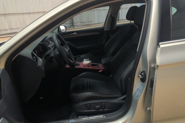 Used Volkswagen Magotan 2020 330TSI DSG Luxury Edition
