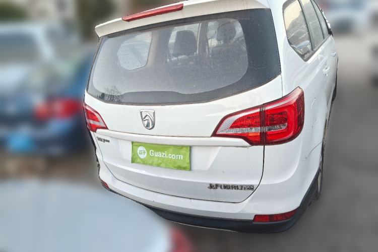 Used Baojun 730 2016 Revised 1.5L Manual Standard Version 7 Seats China V Emission Standard