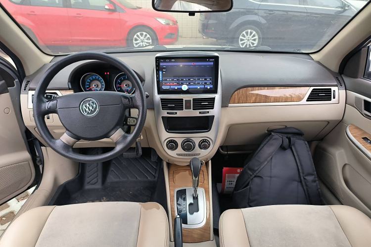 Used Buick Excelle 2015 1.5L Automatic Classic Model
