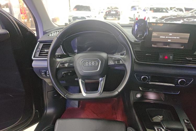 Used Audi Q5L 2022 40T Fashionable and Dynamic Model
