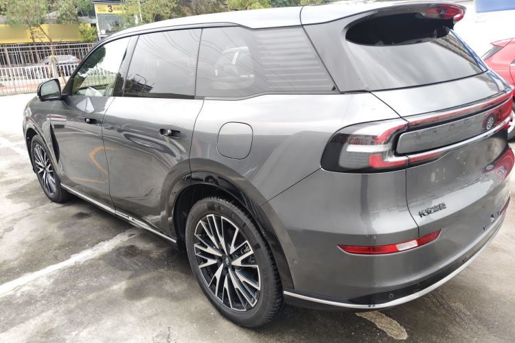 Used  Q07 2025 215 Flagship Edition
