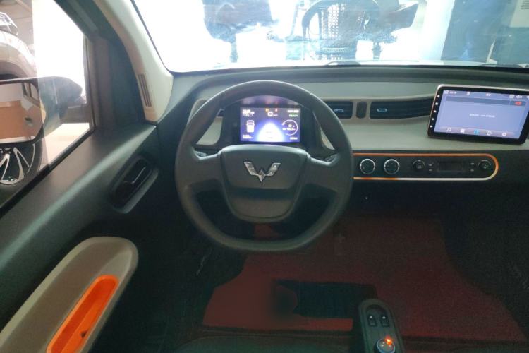 Used Wuling Hongguang MINIEV 2020 Zizai Version Lithium-NMC
