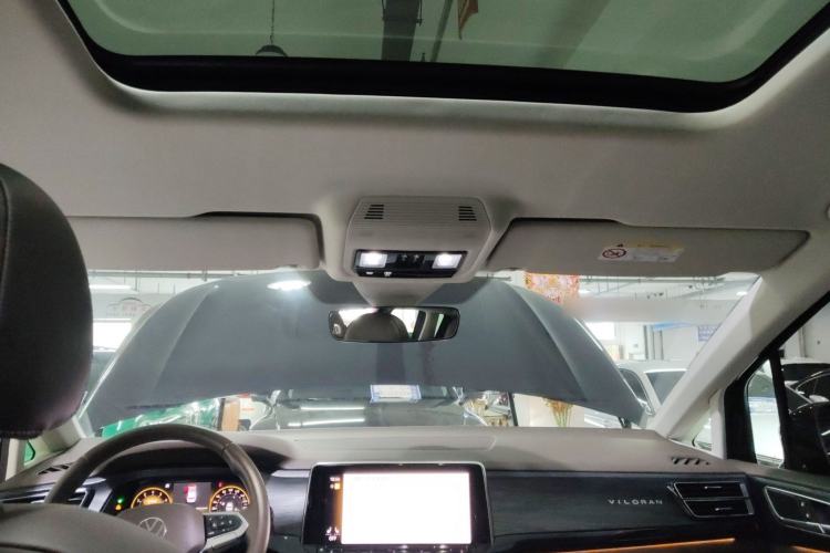 Used Volkswagen Viloran 2023 380TSI Prestige Edition
