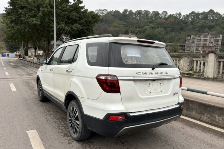 Used Oshan CX70 2017 Facelifted CX70T 1.5T Manual High-Performance Edition
