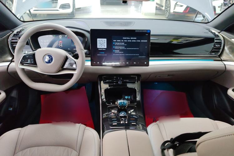 Used BYD Han 2025 DM-i Smart Drive 125KM Prestige Model
