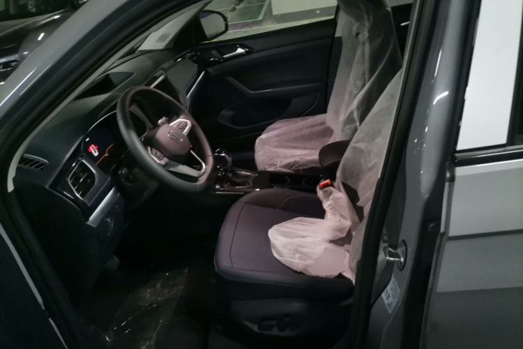 Used Volkswagen Tharu 