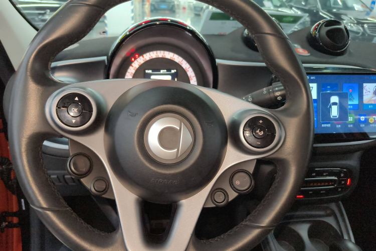 Used  forfour 2016 1.0L 52 kW Passion Edition