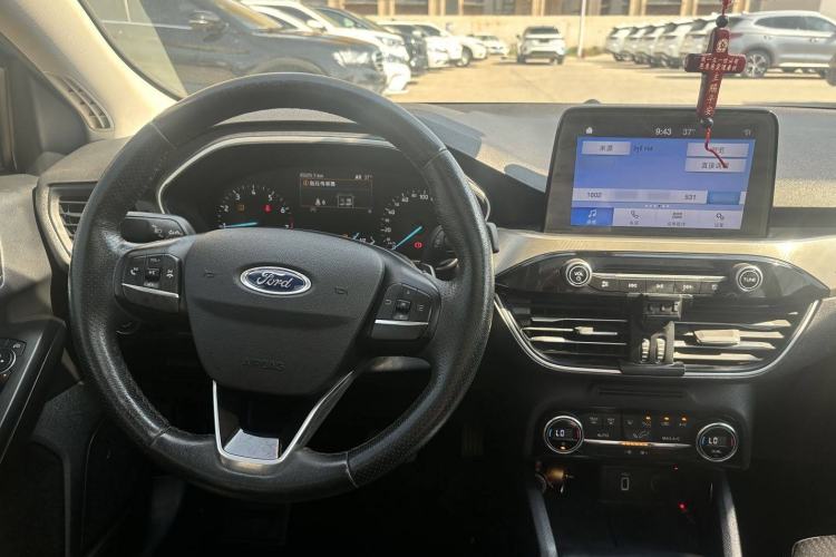 Used Ford Focus 2019 Sedan EcoBoost 180 Automatic Trend Edition
