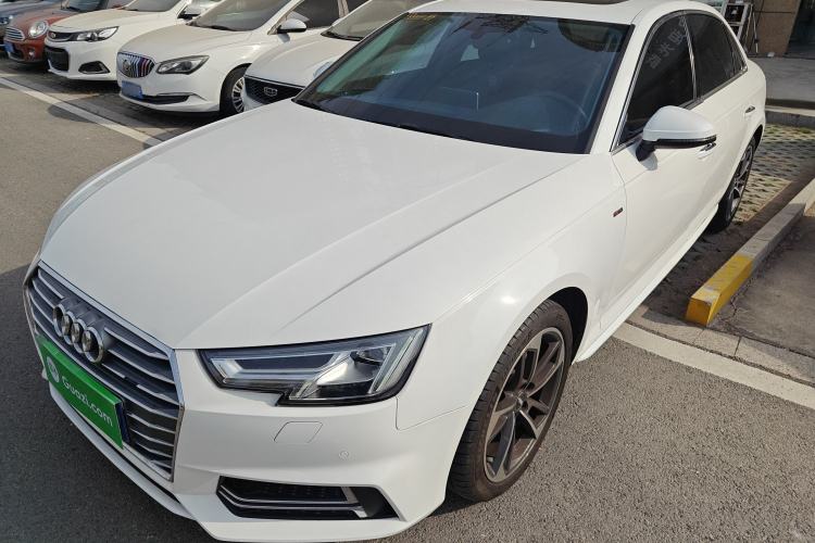 Used Audi A4L 2018 30th Anniversary Edition 40 TFSI Fashion Model
