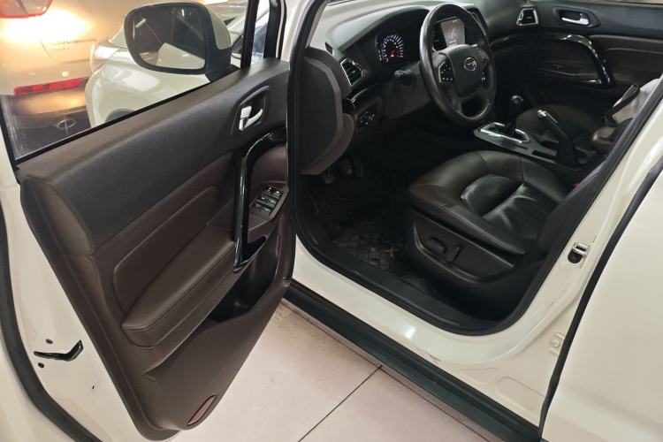 Used GAC Trumpchi GS4 2017 235T Manual Two-Wheel Drive Luxury Edition