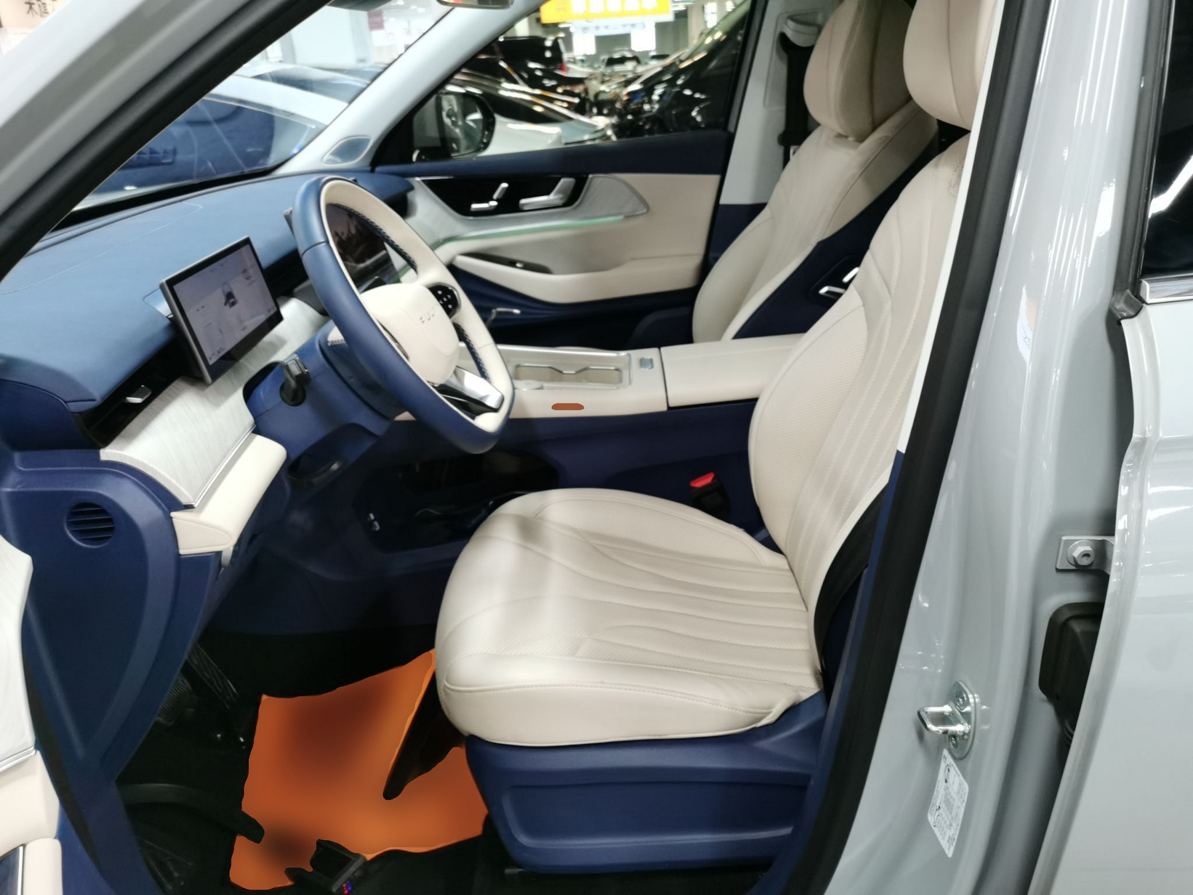 المقاعد الأمامية داخل السيارة