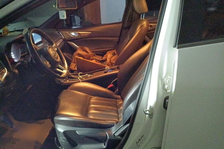 Used Mazda CX-4 2018 2.0L Automatic Two-Wheel Drive Blue Sky Luxury Edition
