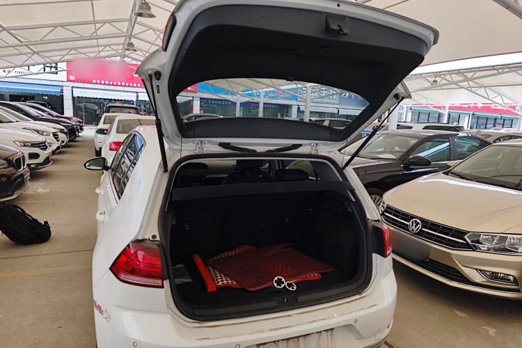 Used Volkswagen Golf 2019 1.6L Automatic Comfort Model China V Standard
