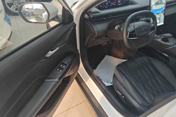 Used Changan Eado DD 2023 Blue Whale NE 1.5T GDI DCT Navigation Model
