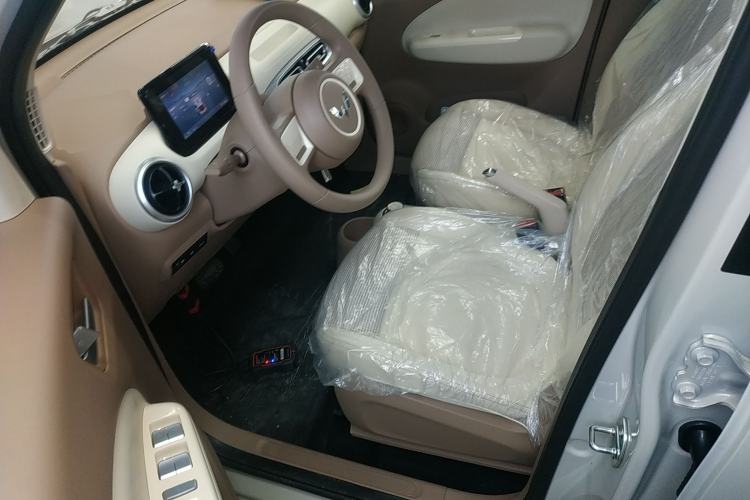 Used Wuling Hongguang MINIEV 2025 Four-Door Version Advanced Edition
