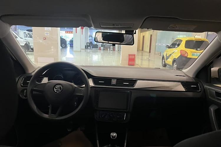 Used Skoda Rapid 2019 Revised Version 1.5L Manual Entry-Level Edition China VI
