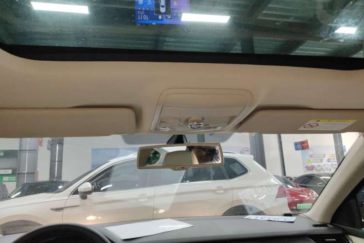 Used Skoda Octavia 2015 1.4TSI DSG Elegance Edition
