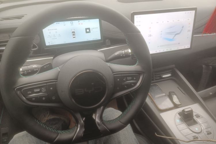 Used BYD Seal 06 New Energy 2025 DM-i Smart Drive 80KM Luxury Model