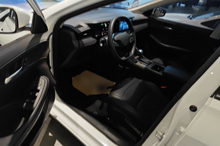 Used Roewe i5 2023 1.5L CVT Luxury Edition
