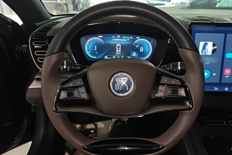 Used BYD Han 2023 DM-i Champion Edition 121KM Prestige Model
