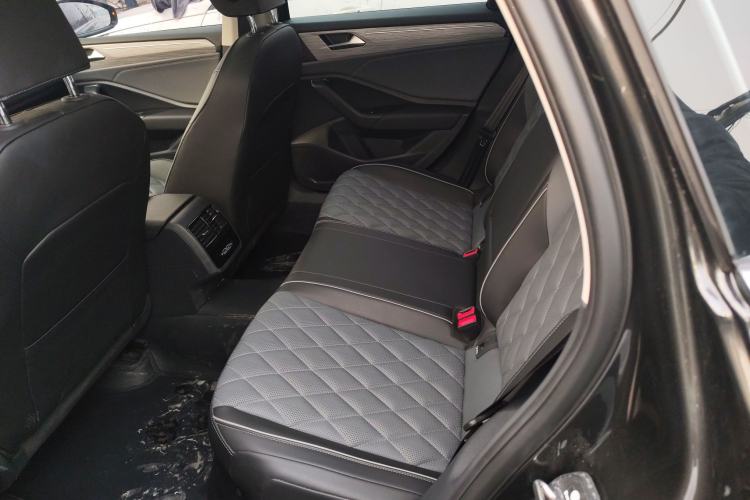 Used Volkswagen Sagitar 2025 Revised Version 2 300TSI DSG Excellence Edition
