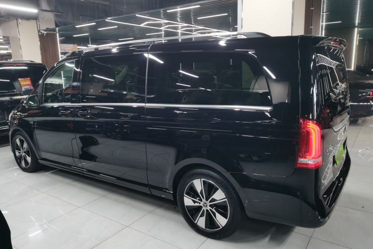 Used Mercedes-Benz V-Class 2021 V 260 L Long Wheelbase Prestige Edition