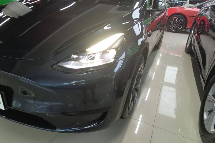 Used Tesla Model Y 2024 Rear-Wheel-Drive Version
