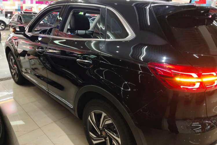 Used Hongqi HS5 2022 Revised Version 2.0T Smart Connect Flagship Edition
