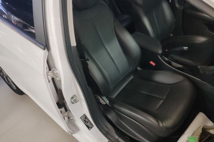 Used Buick Excelle GX 2019 18T Automatic Connected Elite Model China VI Standard
